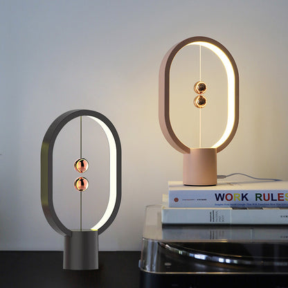 Heng Balance Light USB Powered LED Table Lamp