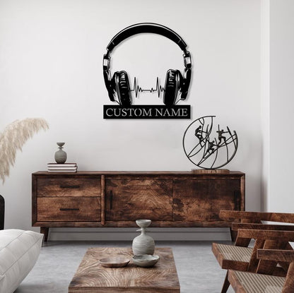 Arte de pared de metal con auriculares personalizados