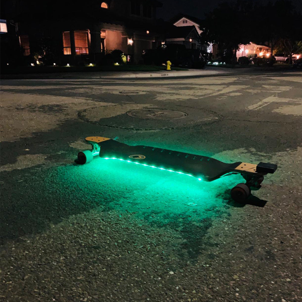 Lumières de scooter de planche à roulettes LED d'équitation de nuit